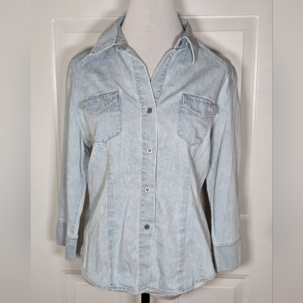 New York Light Blue Denim Button Down Long Sleeve Shirt Large Front Pockets